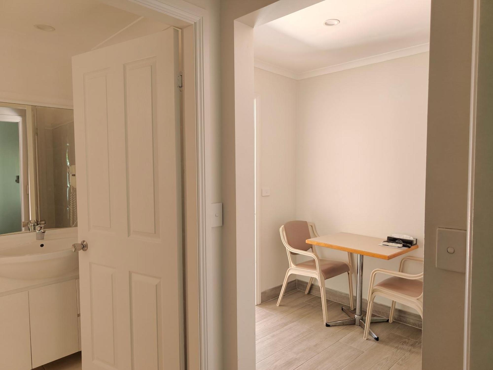 פורסטר Forstay Motel מראה חיצוני תמונה