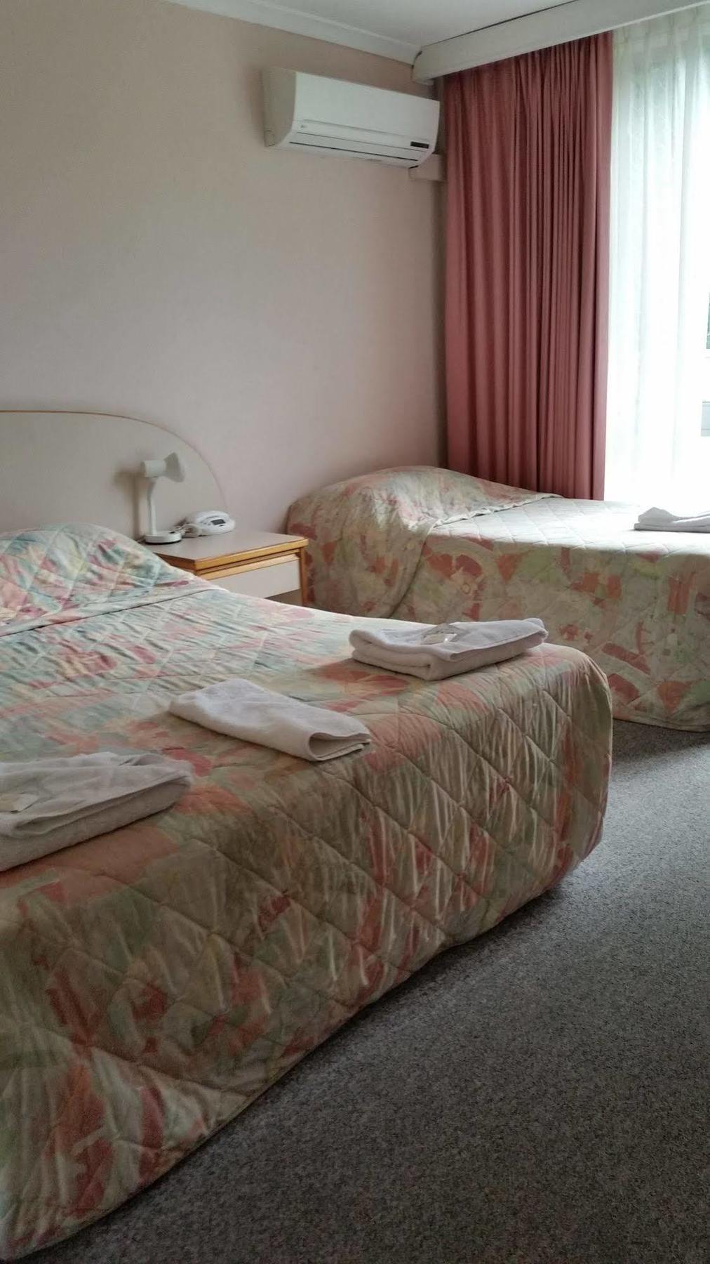 פורסטר Forstay Motel מראה חיצוני תמונה